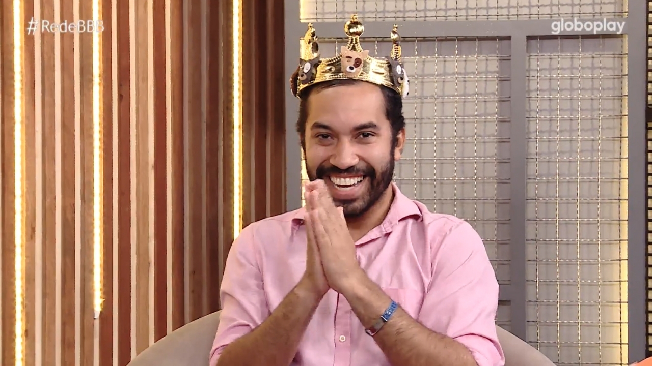 BBB21: Gilberto ultrapassa Lucas Penteado e bate a marca de 10 milhões de seguidores: “Feliz, leve e radiante”