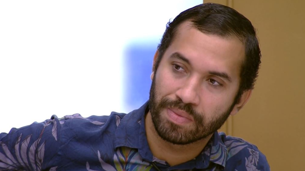 BBB21: Sincero, Gilberto se emociona ao apontar eliminação de brother como a mais dolorida: “Me doeu muito”