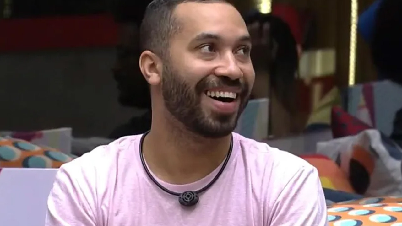 Com 12 milhões de seguidores após BBB21, Gilberto decide entre PhD e carreira como influenciador: “Ajudar a mudar”