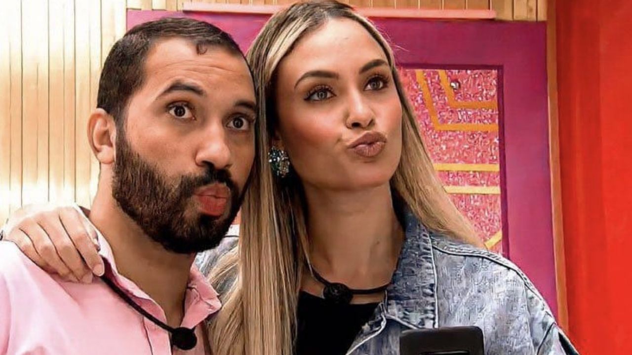 Aliados no BBB21, Gilberto e Sarah dão um grande passo na amizade e cogitam decisão conjunta: “Estamos pensando”