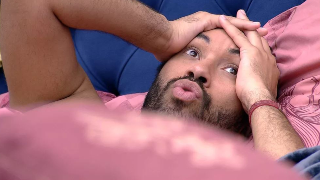 BBB21: Gilberto reflete sobre beijo em Fiuk e reação surpreende: “Que situação”
