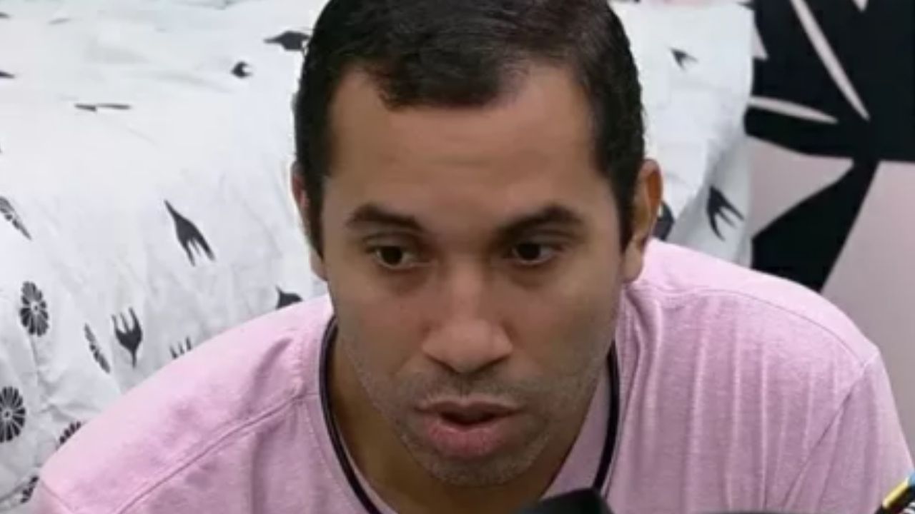 BBB21: Abalado, Gilberto teme a rejeição do público em disputa em paredão: “Saio para todo mundo”