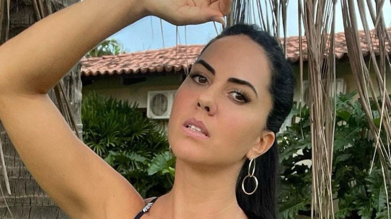 De vestido curtinho, Graciele Lacerda ostenta coxas torneadas e arranca elogios de fãs: “Mulherão”