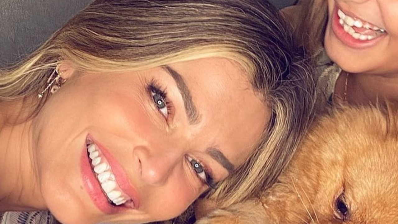 Grazi Massafera surge sorridente com a herdeira em cliques raríssimos e semelhança impressiona: “Maravilhosas!”