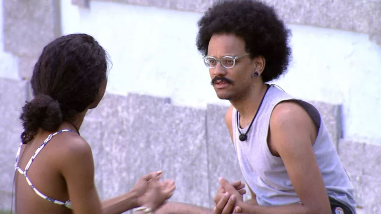 BBB21: Bolado, João Luiz se queixa de atitude de sister após ser ignorado: “Não estou contente com isso”