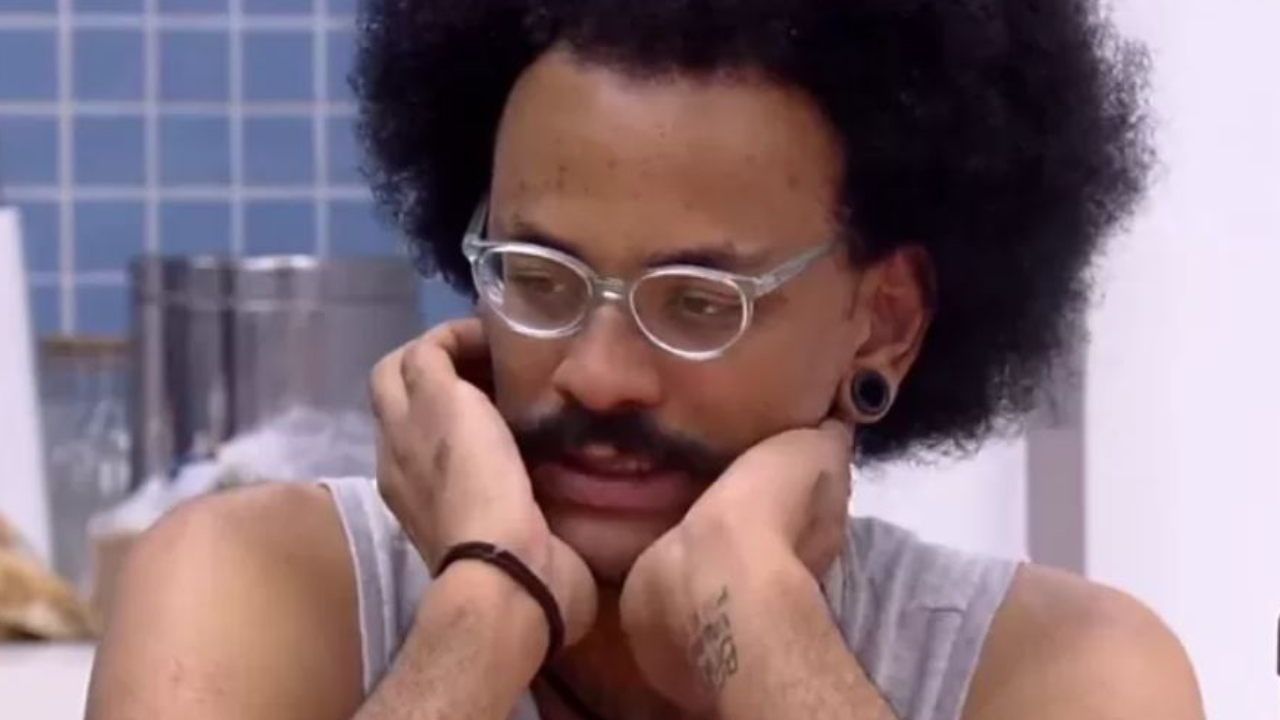 BBB21: Emparedado, João Luiz não esconde nervosismo e desabafa sobre sentimentos: “Poderia estar melhor”