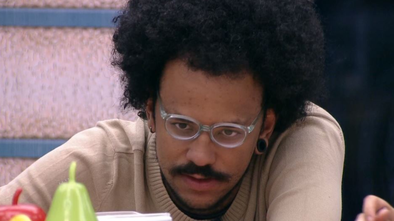 BBB21: João Luiz especula postura de brother fora do confinamento e dá alfinetada: “Imagina o que fala lá fora”