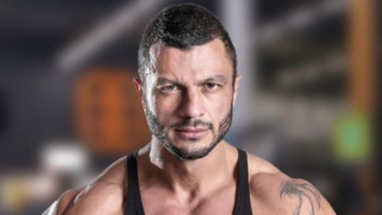 Kleber Bambam faz lista de casos amorosos com ex-BBBs e fisioculturistas: “Peguei 54 capas da ‘Playboy'”