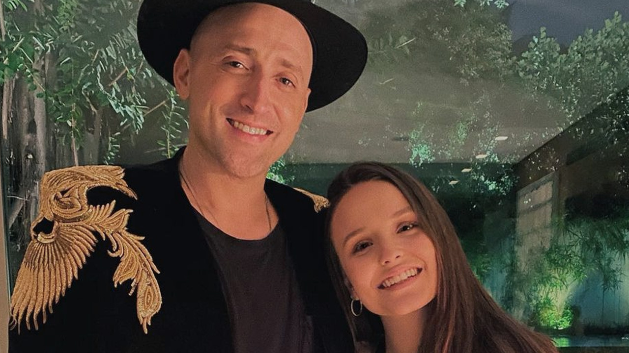 Larissa Manoela amanhece em lágrimas após morte de Paulo Gustavo e desabafa: “Tá muito difícil”
