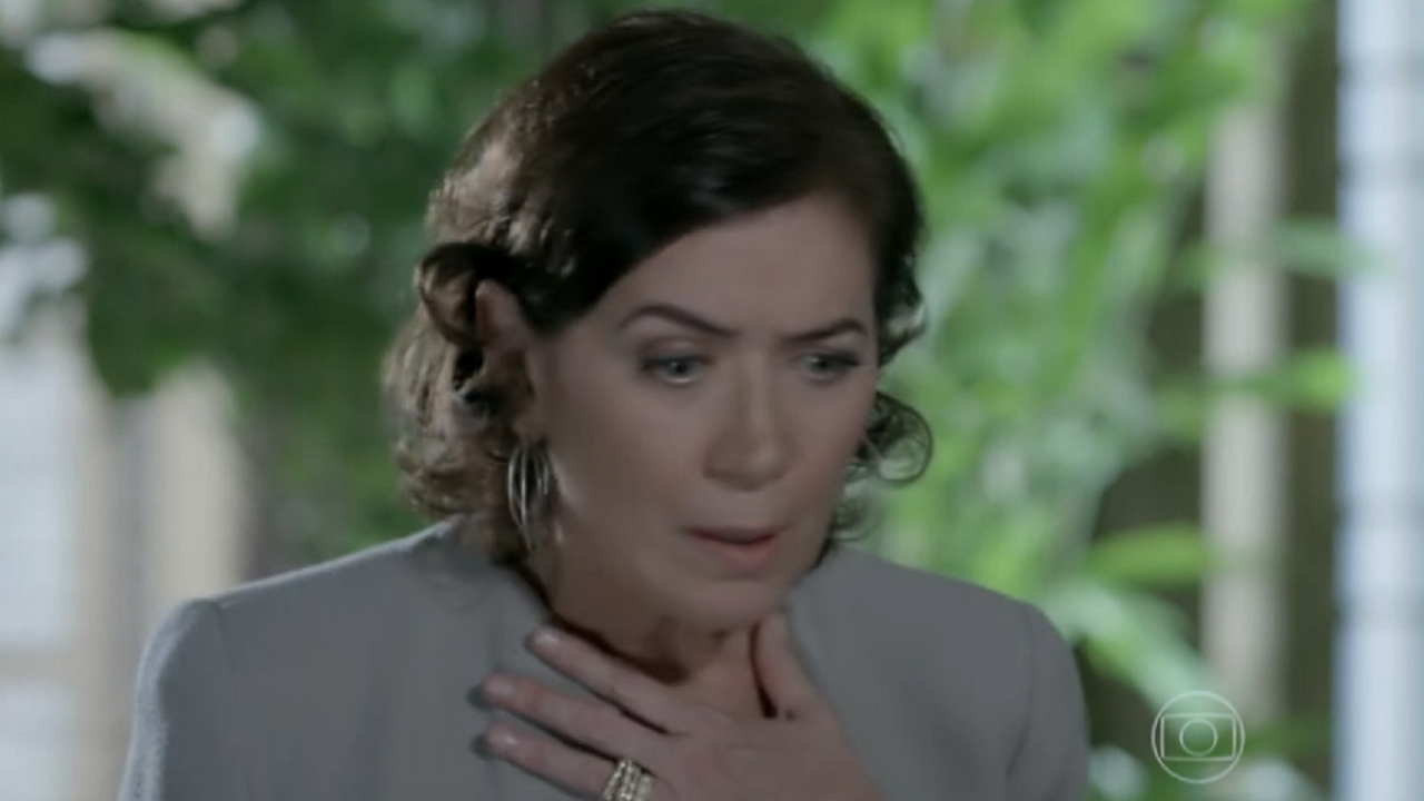 Império: Cora despeja seu veneno em Maria Marta ao falar de passado com José Alfredo
