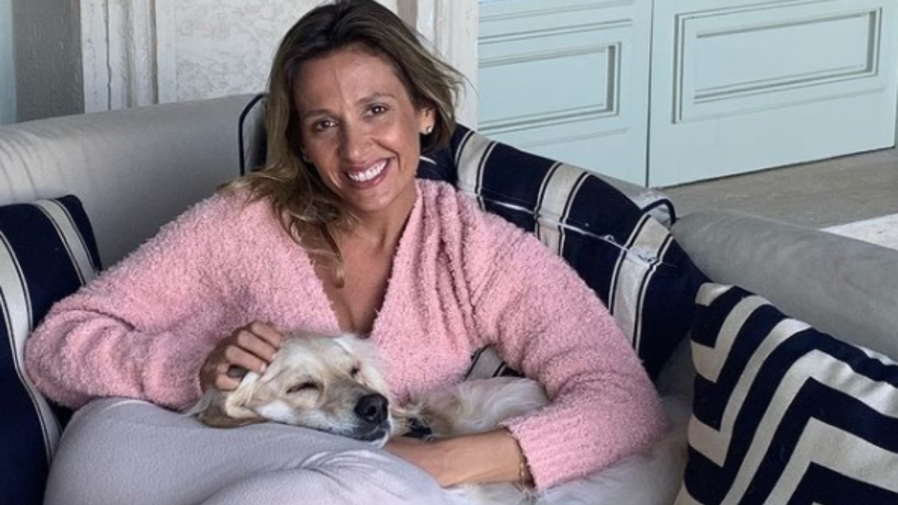 Luisa Mell critica testes rápidos e revela susto após novo diagnóstico da Covid-19: “Peço que rezem por mim”