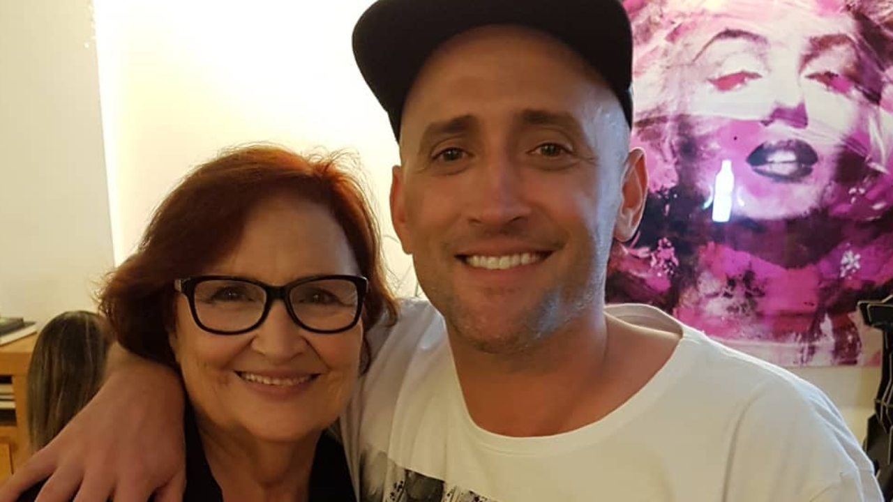 Se recuperando, mãe de Paulo Gustavo reaparece nas redes sociais e agradece homenagens