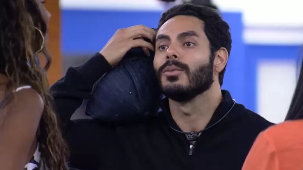 BBB21: Exposto ao vivo, Rodolffo reafirma comentários, menciona o pai e dispara: “Eu tenho cabelo crespo”
