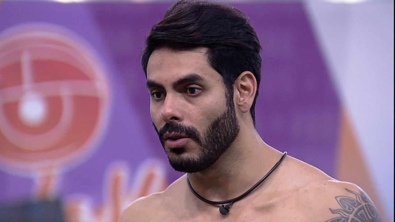 BBB21: Dando show de autoestima, Rodolffo acredita ter preferencia do público: “Não tô cancelado”