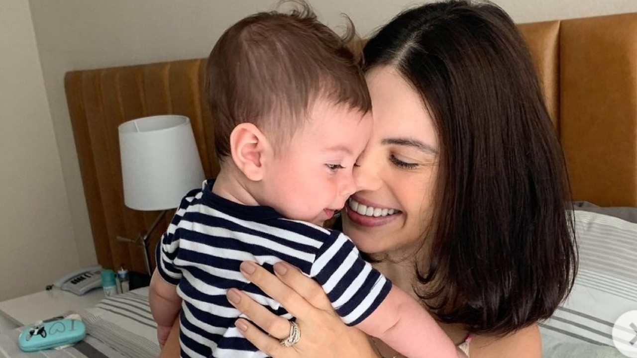 Seis meses após dar à luz, Sthefany Brito publica primeiro registro do parto de Antonio Enrico nas redes: “Melhor presente”