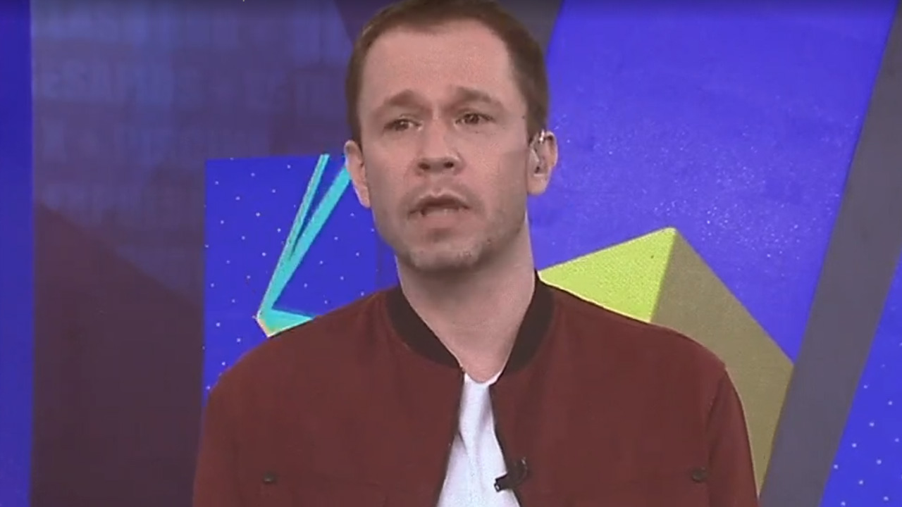 BBB21: Tiago Leifert quebra protocolo do programa e discute racismo: “A dor é legítima”