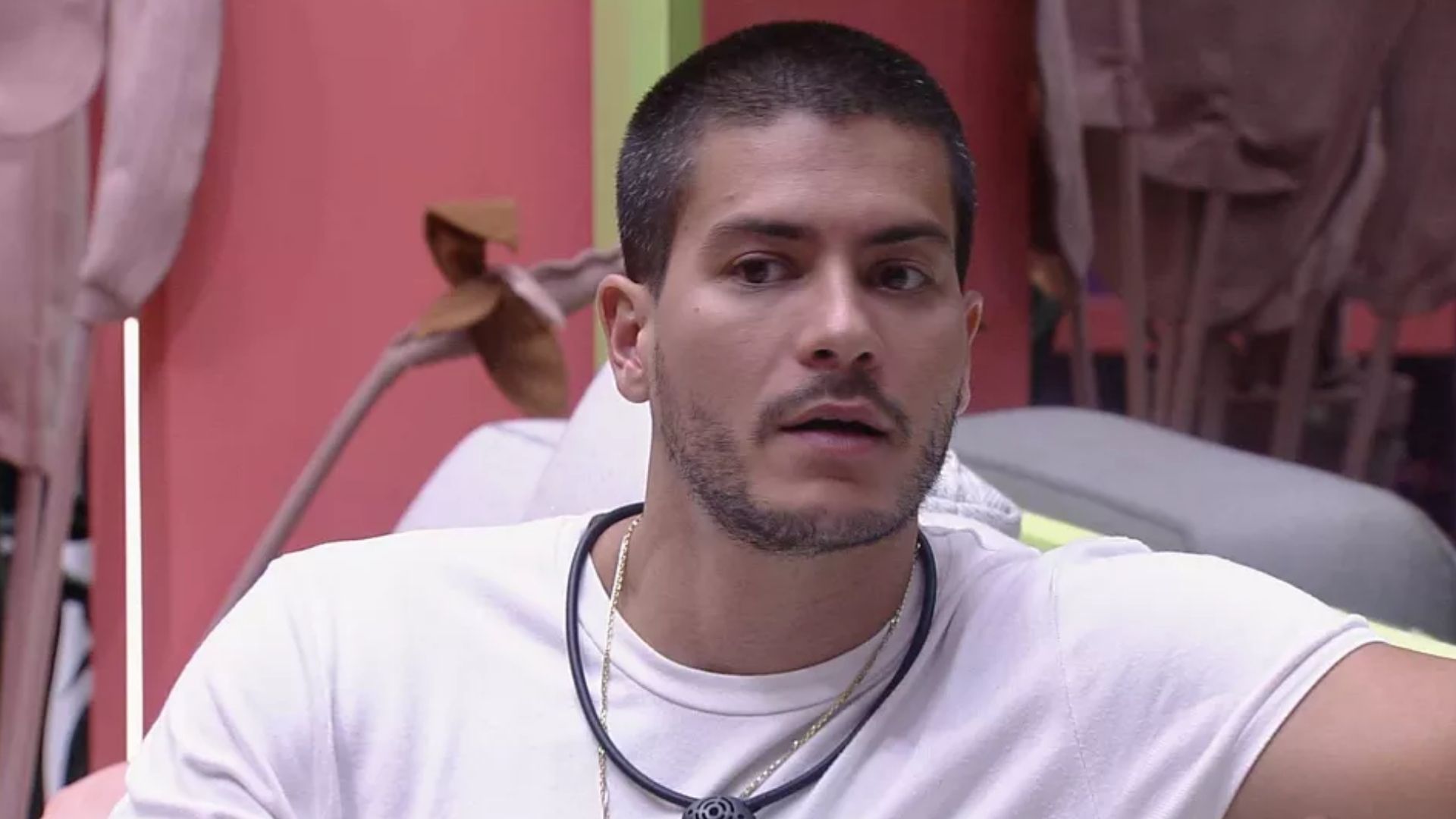 BBB22: Arthur implora para ser amigo de sister após o programa: “Se ela quiser”