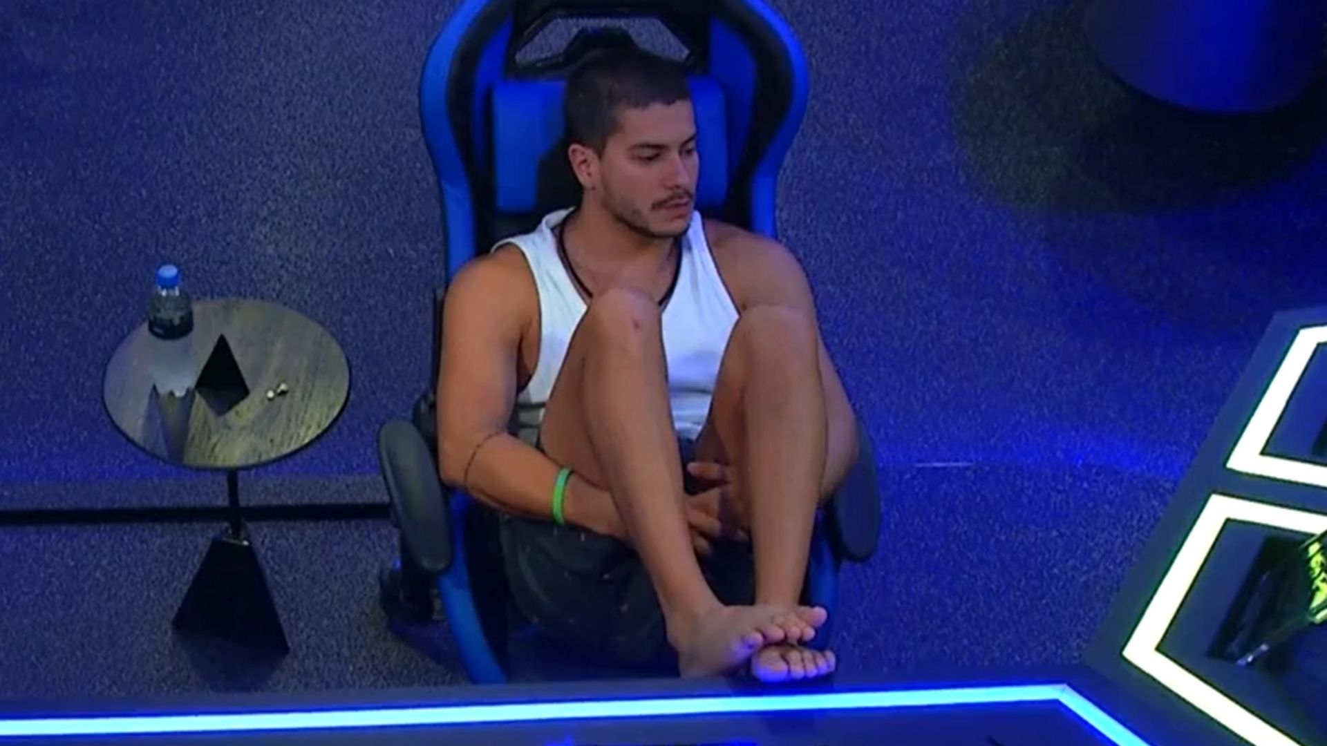 BBB22: Arthur lamenta deslize no quarto secreto e desabafa: “Devia ter usado”