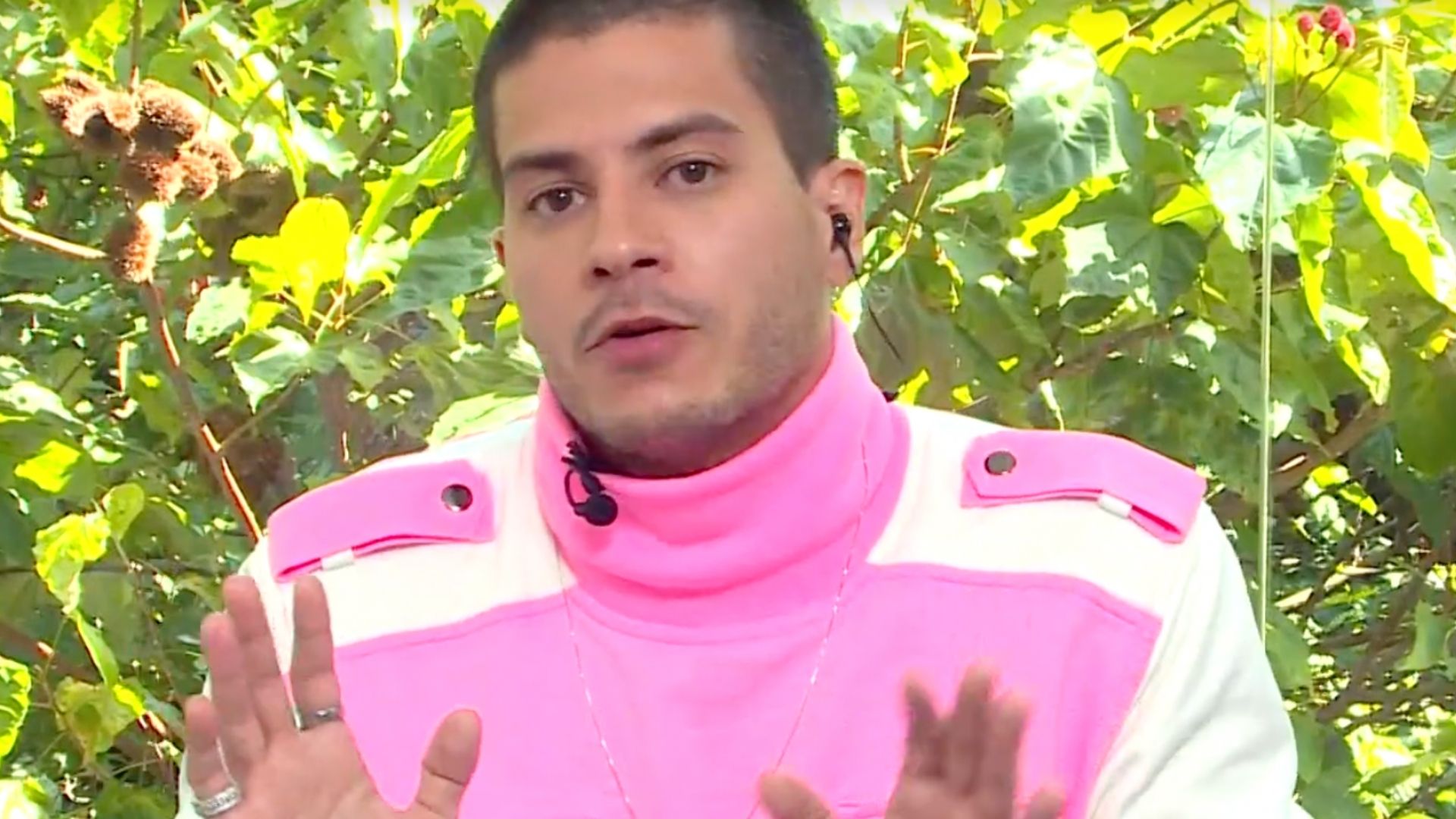 Arthur Aguiar abre o coração e confessa fase difícil: “Fui me perdendo de mim mesmo”