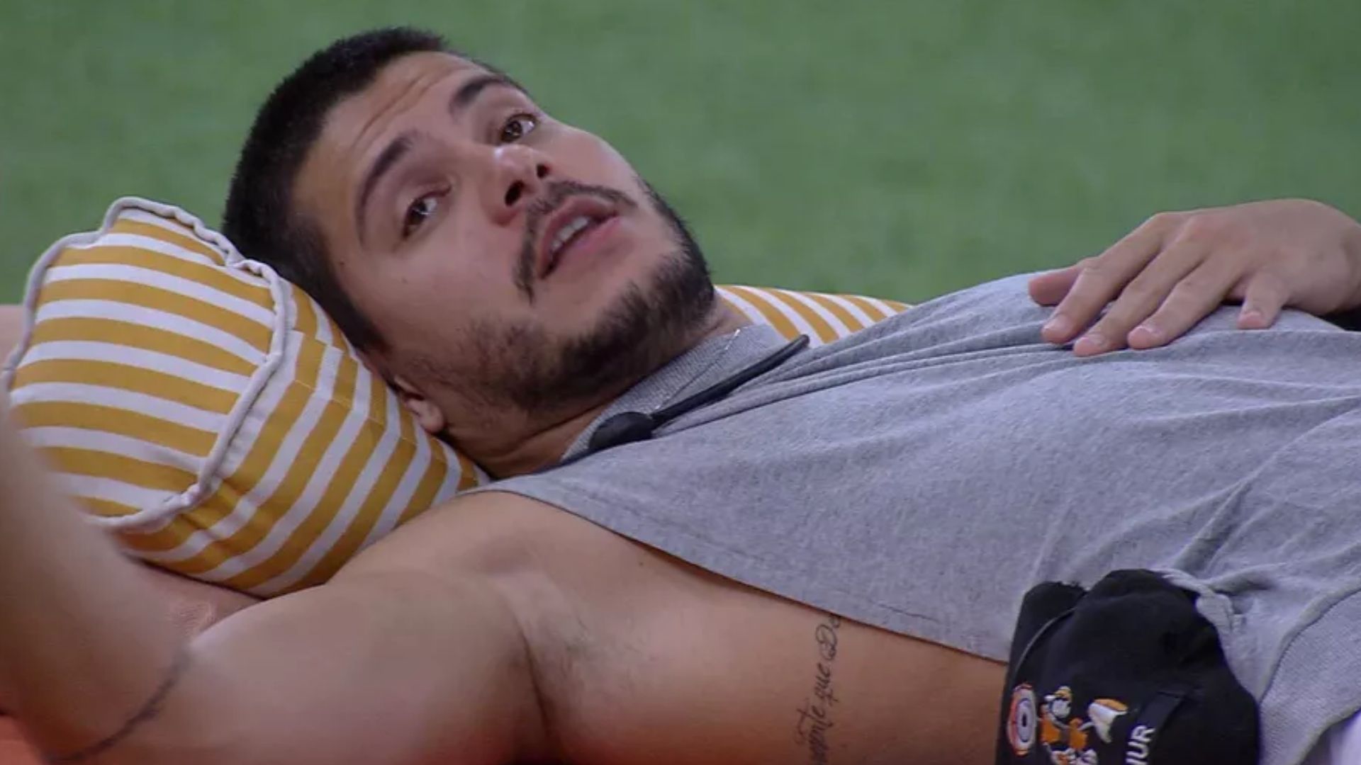 BBB22: Arthur aconselha brother sobre Natália e desce a lenha: “Não quer entender”