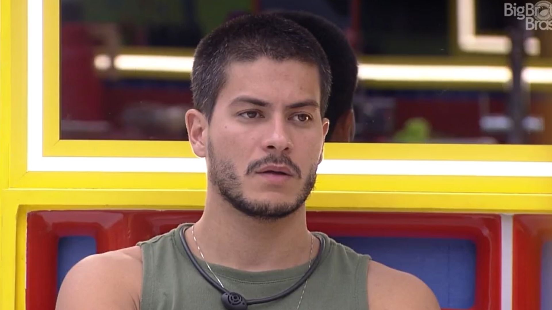 BBB22: Arthur esculacha produção e reclama de comidas na casa: “Passei dificuldade”