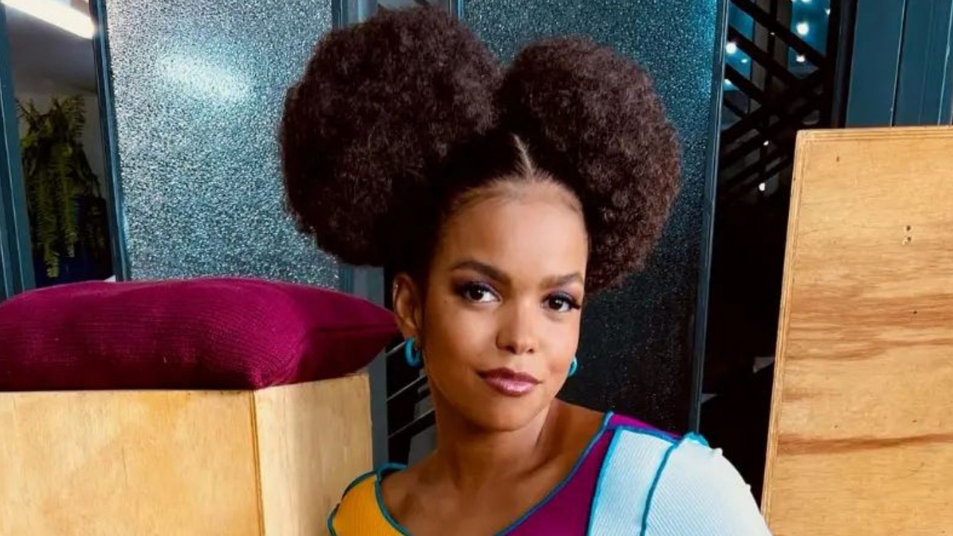 Cara e Coragem: Jeniffer Nascimento surge caracterizada para próxima novela das 7