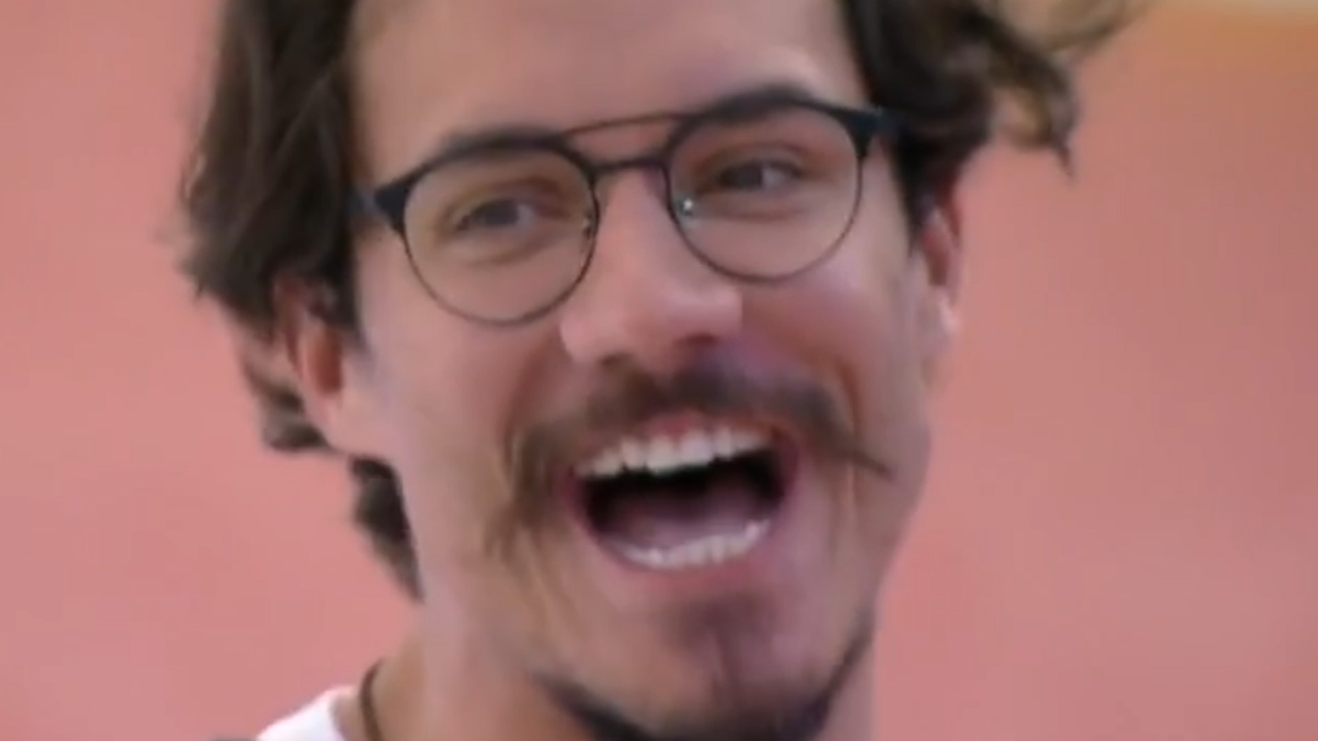 BBB22: Eliezer descola papel em novela e comemora: “Que guinada”