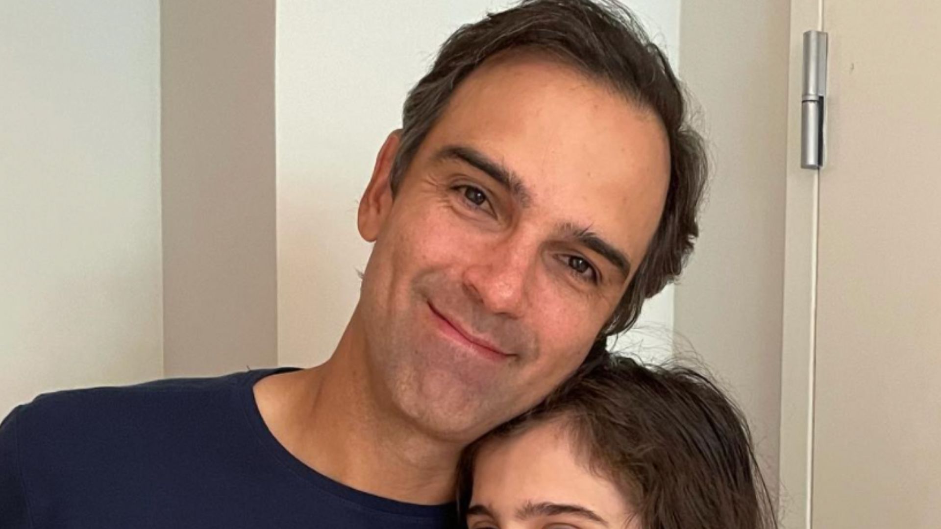 Filha de Tadeu Schmidt se declara após o fim do BBB22: “Jornada muito intensa”