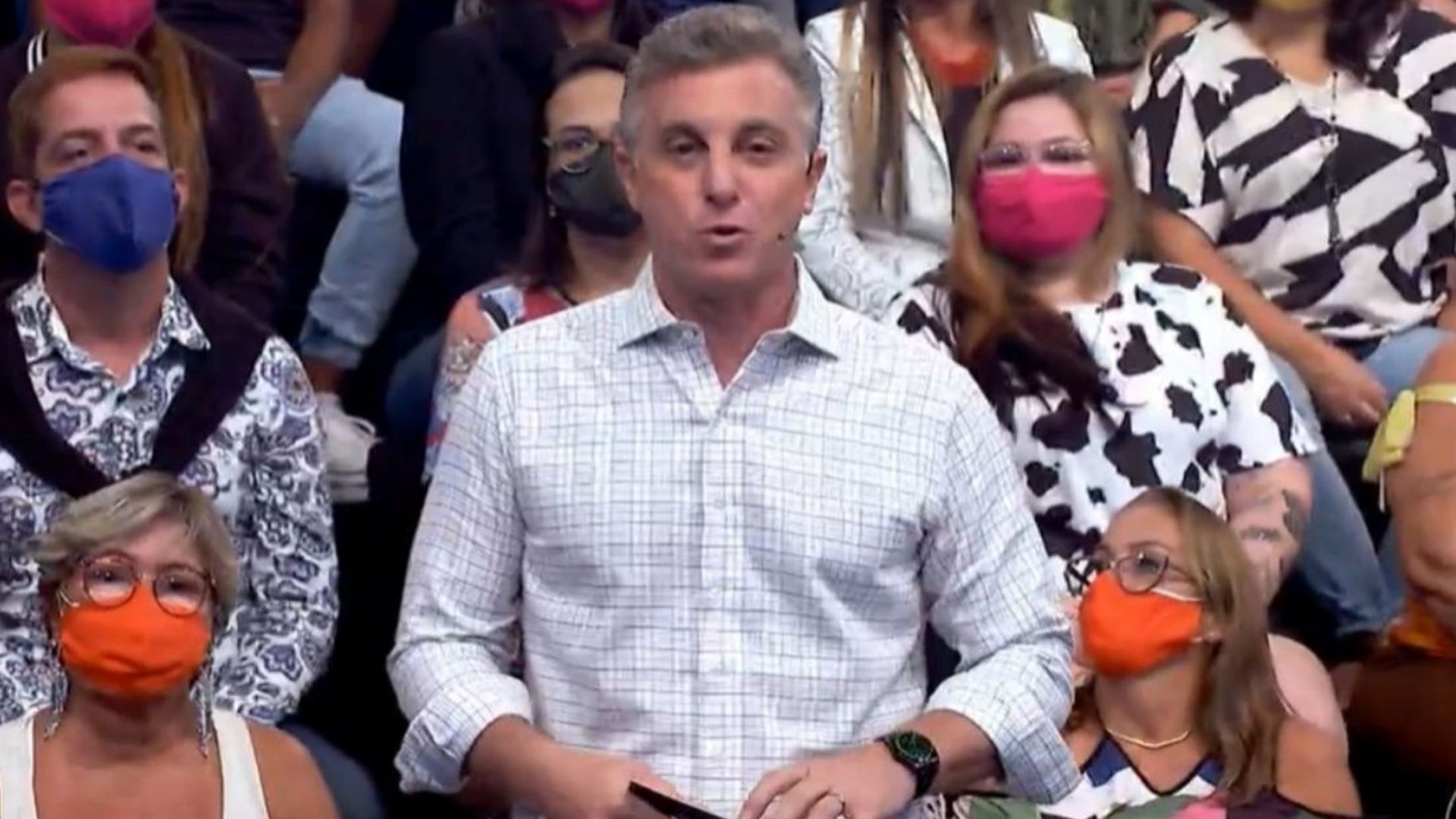 Luciano Huck cancela Dança dos Famosos deste domingo (24); descubra o motivo