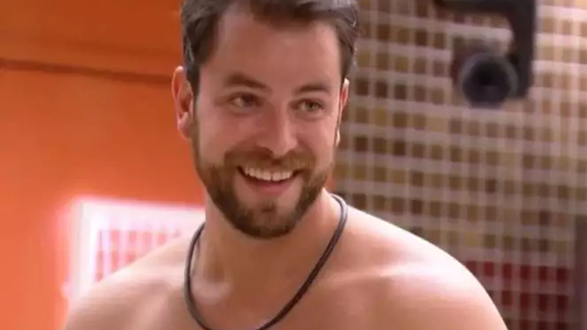 BBB22: Confiante, Gustavo crava eliminação de brother e debocha: “Tua hora chegou”