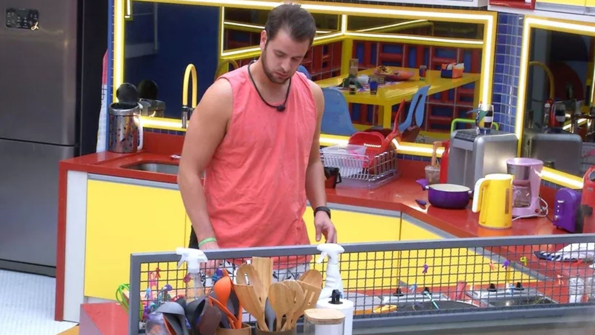 BBB22: Gustavo desabafa e revela maior medo caso deixe o reality: “Despercebido”