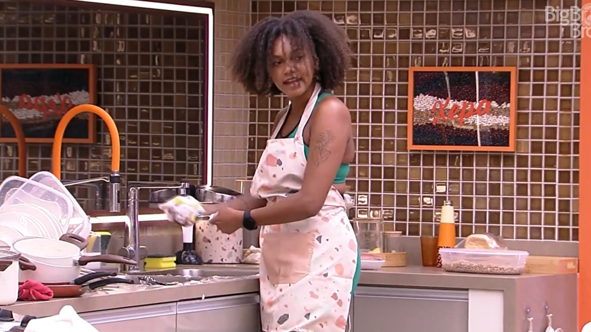 BBB22: Jessi se choca com estratégia de brothers e lamenta: “Fiquei passada”