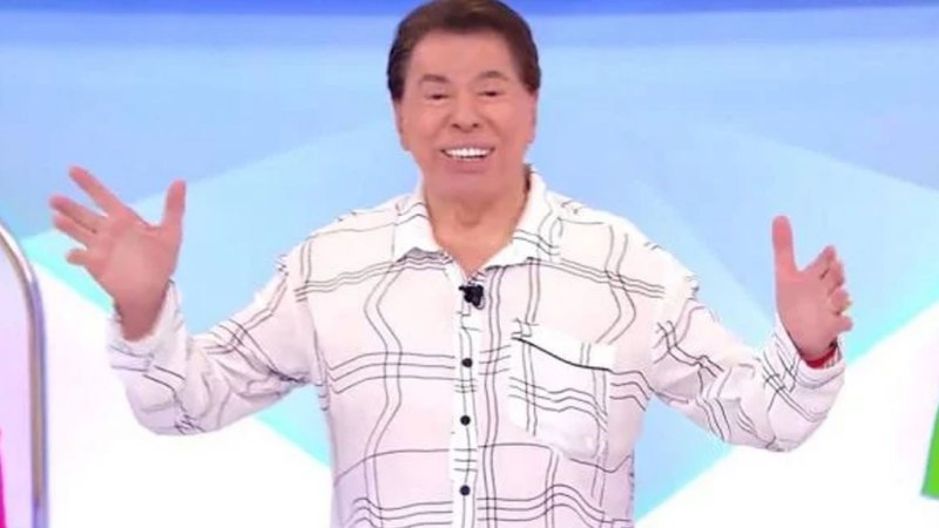 Voltando ao ar, Silvio Santos ‘abandona’ comando do programa e troca de função