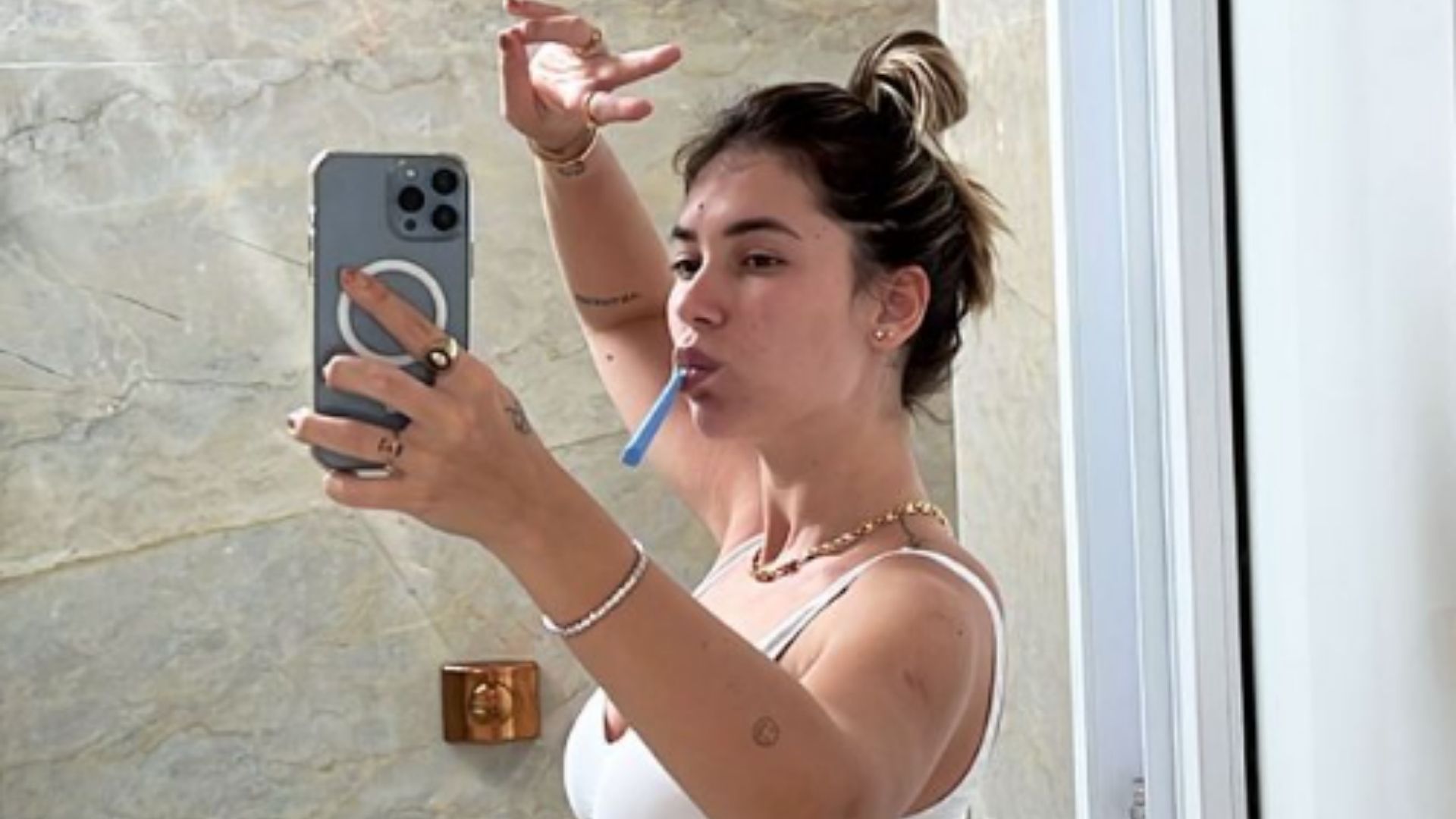 Cadê? Virgínia Fonseca posa de top e mostra barriga sarada aos 3 meses de gravidez