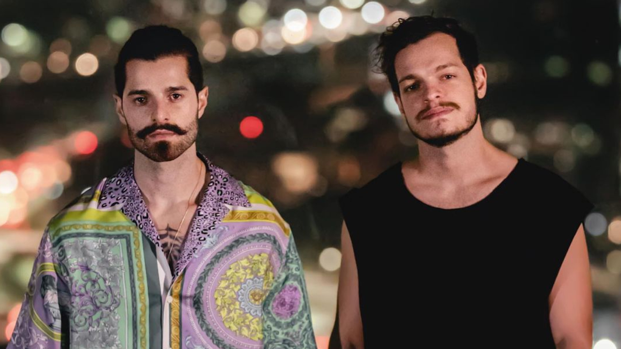 Alok faz homenagem comovente ao irmão gêmeo e pega fãs desavisados de surpresa: ”Descobrindo hoje”