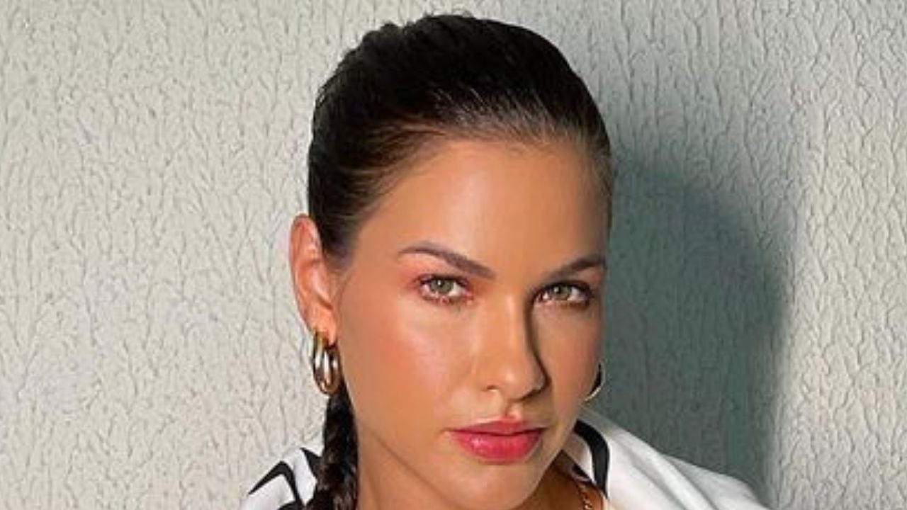 Chiquérrima! Andressa Suita aposta em look grifado que custa quase R$ 47 mil: “Preciosidade”