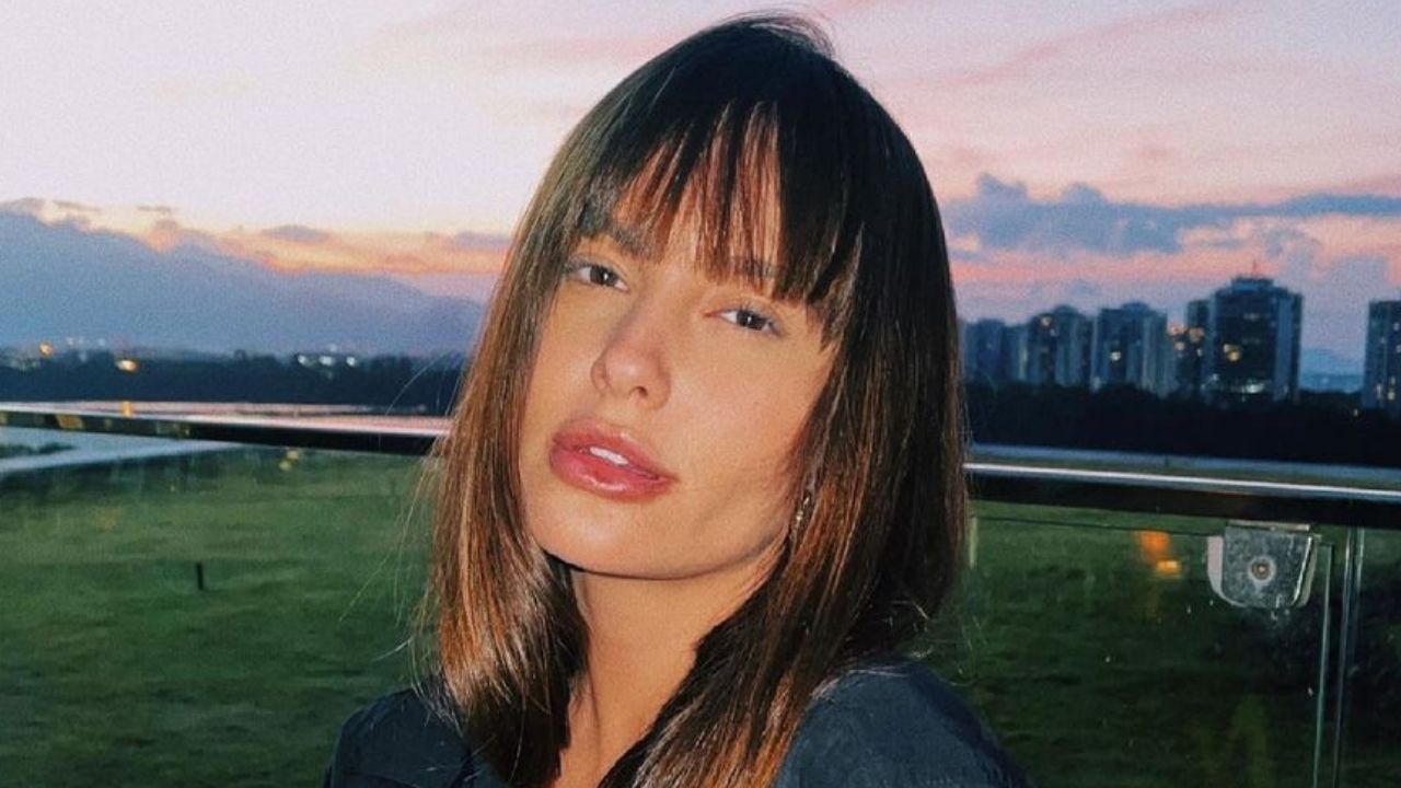 Após críticas no BBB21, Thaís Braz decide fazer curso de oratória para melhorar dicção: “Tô ansiosa”