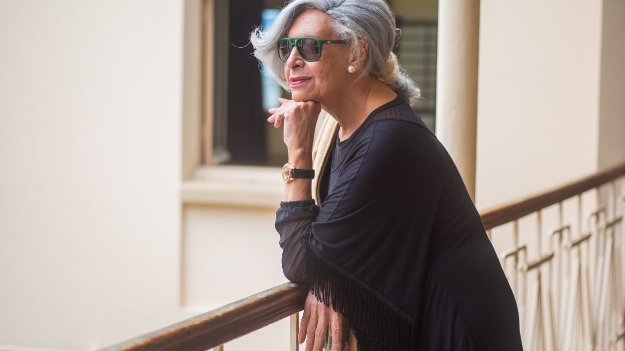 Em espetáculo digital e gratuito, ícone ‘Divina Valéria’ celebra quase 6 décadas de carreira