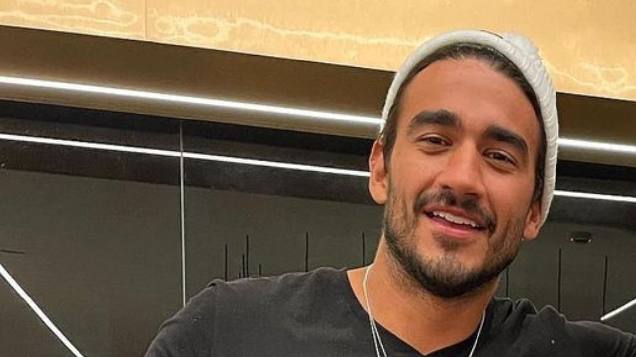 Encontro de galãs! Ex-BBBs Gui Napolitano e Arthur Picoli posam juntos e fãs rasgam elogios: “Dupla da beleza”
