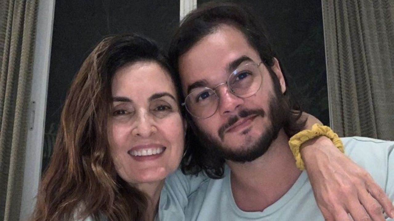 Fátima Bernardes vai ao aniversário da sogra e surge em foto com a família de Túlio Gadêlha: “Registro maravilhoso”