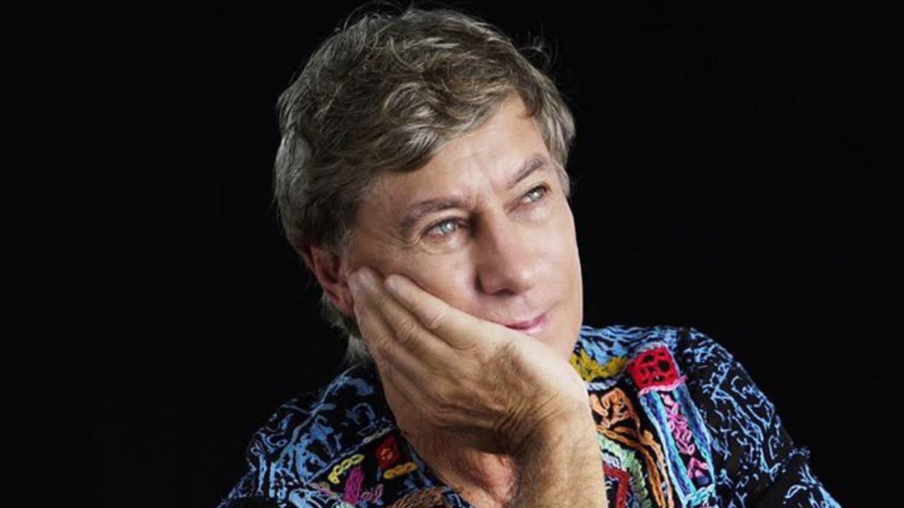Aos 72 anos, Flávio Venturini testa positivo para Covid-19 e precisa adiar show em BH