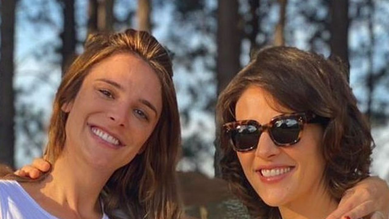 Gravidíssimas, Mônica Benini e Rafa Brites exibem barrigão da segunda gestação: “Delícias e angústias da maternidade”