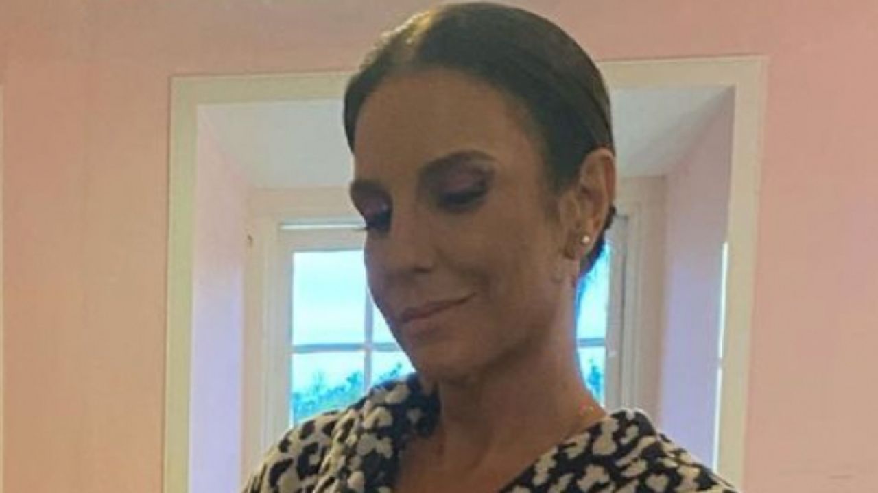 Elas cresceram! Ivete Sangalo mostra as filhas gêmeas na piscina de sua mansão: “Coisa linda”
