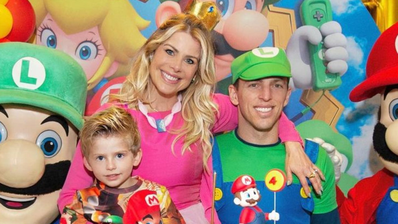 Karina Bacchi prepara festão de aniversário e celebra os quatro anos do filho, Enrico: “Anjo cheio de luz”