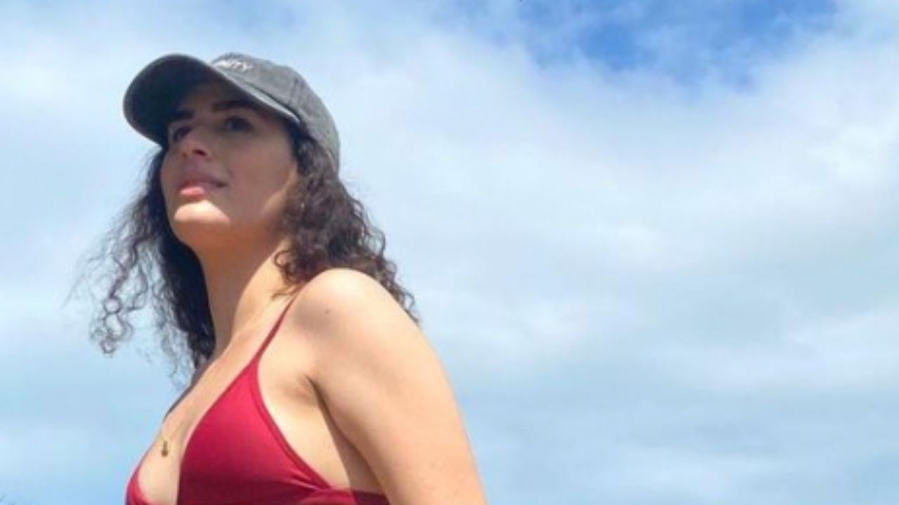 Ela cresceu! Filha de Didi, Livian Aragão causa ao aparecer de biquíni exibindo suas curvas: “Que gata”