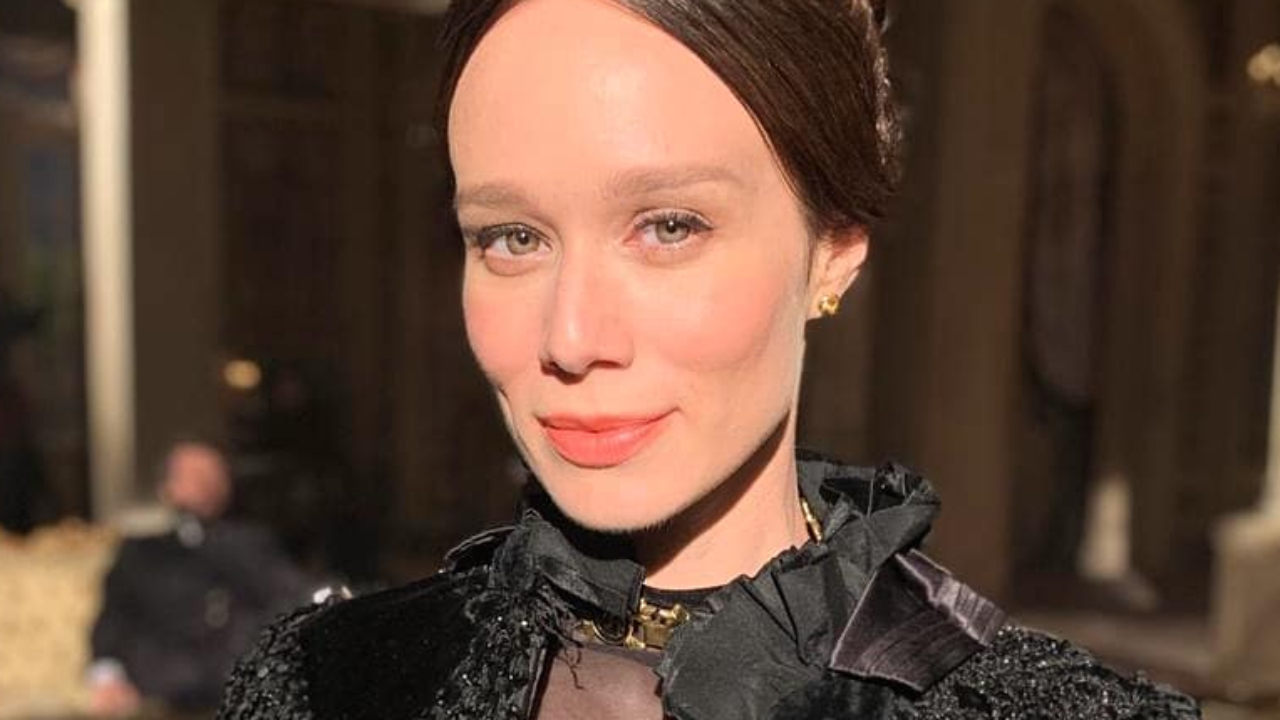 Mariana Ximenes renova contrato com a TV Globo após sucesso em ‘Nos Tempos do Imperador’