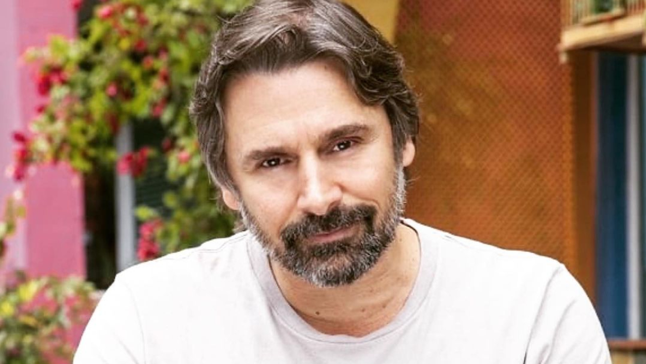 Após 22 anos, Murilo Rosa deixa Rede Globo e anuncia novo projeto: ”Muita novidade pela frente”