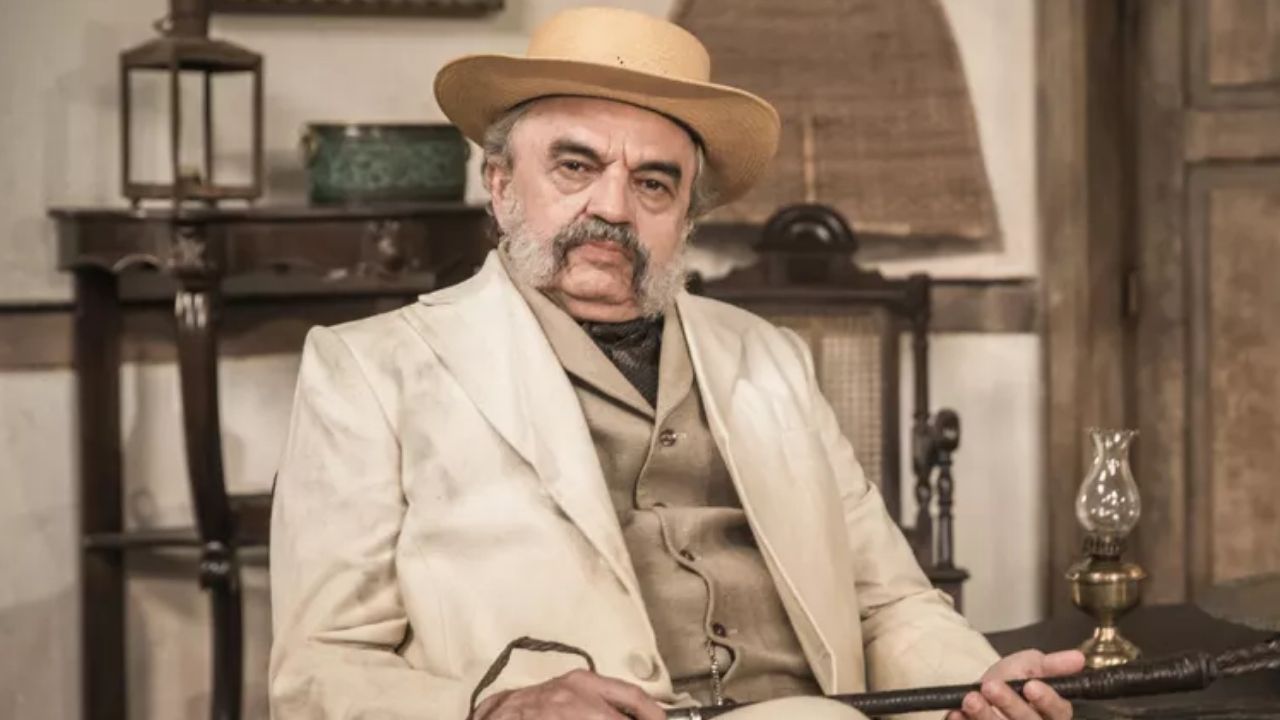 Nos Tempos do Imperador: Eudoro tenta roubar lugar de Tonico após suposta morte