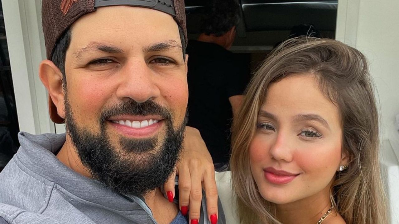 Sorocaba e Biah Rodrigues falam sobre primeira viagem sem o filho de um ano: “Importante cuidar do nosso amor”