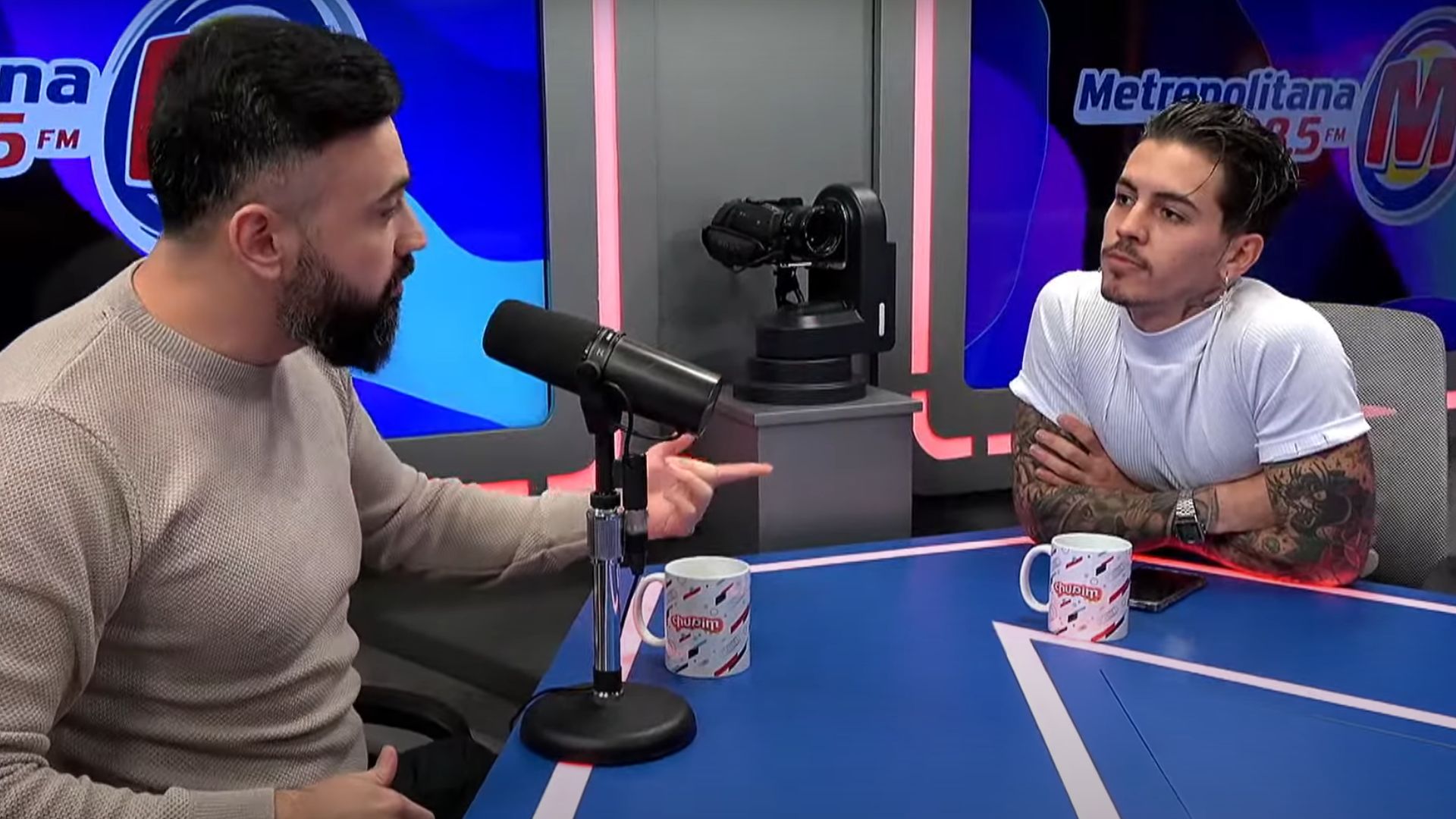 Biel explode e detona jornalista ao vivo em entrevista: “Espero que tenha aprendido”